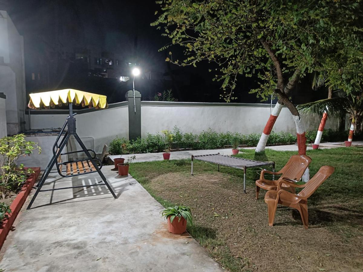 Chitrakut Bungalows Dwārka Εξωτερικό φωτογραφία